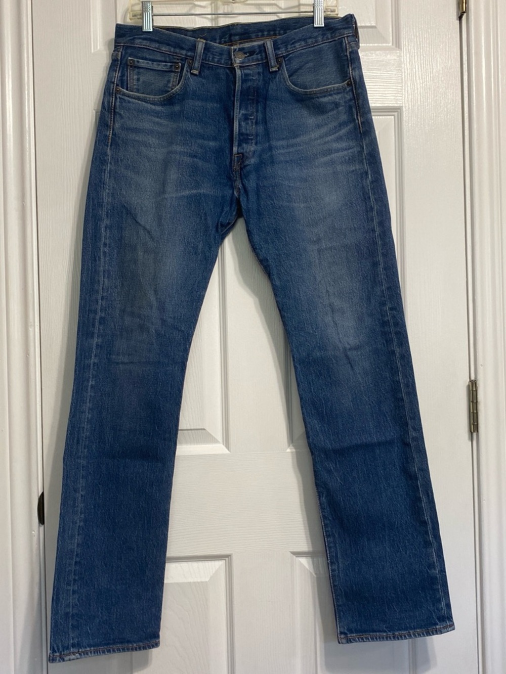 Levi's Men's Denim Straight Jeans - Medium Blue Wash
